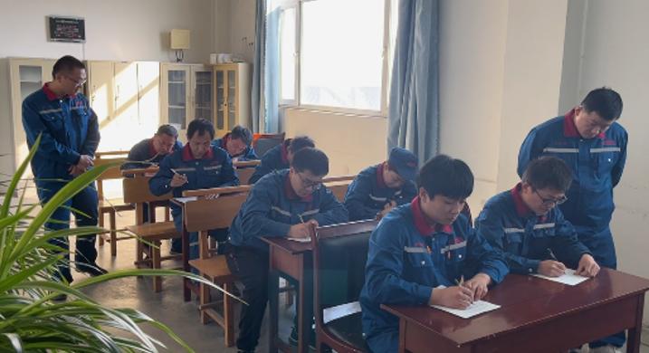 抓安全 促發(fā)展 公司多措并舉筑牢安全防線