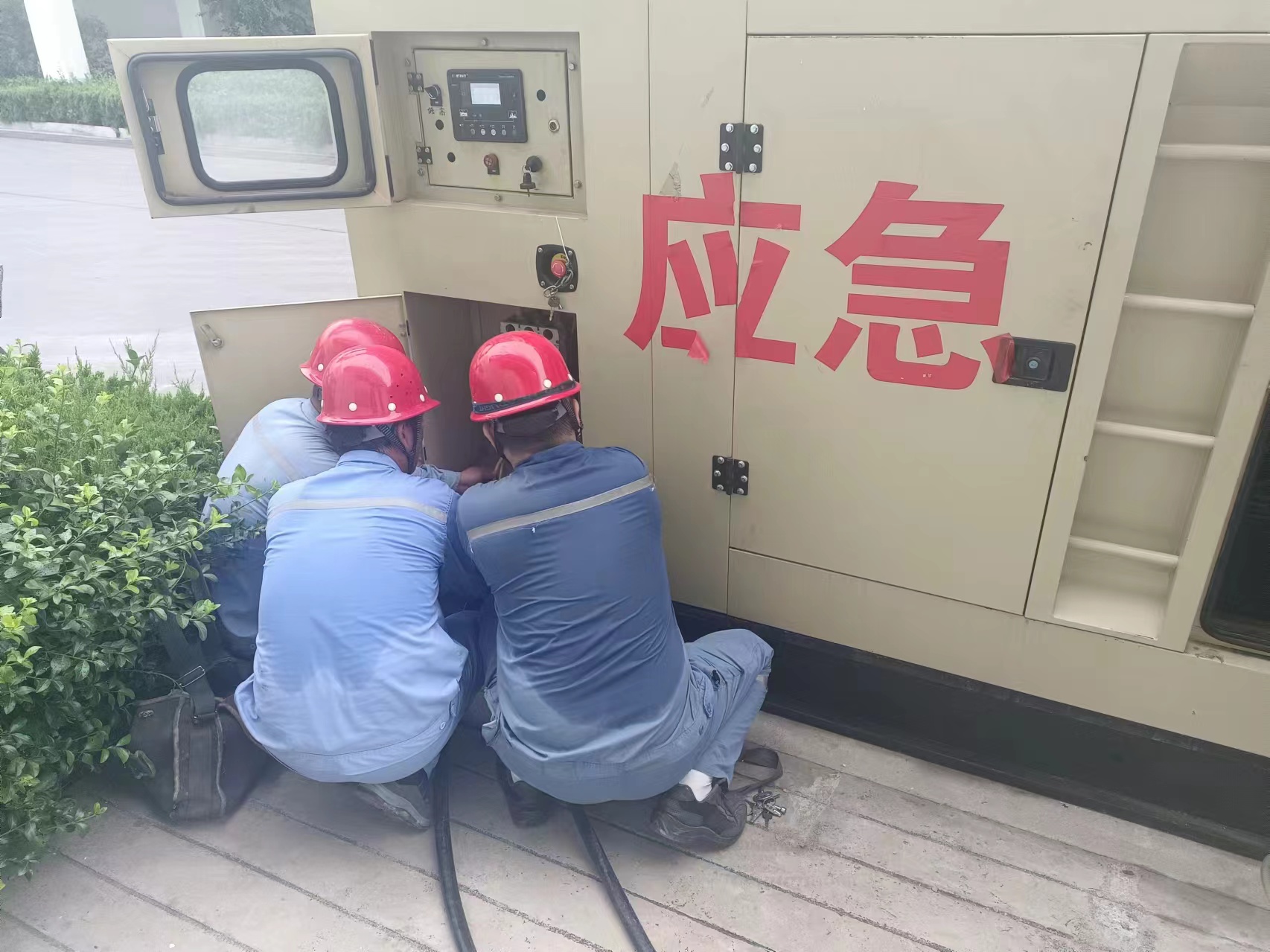 致敬高溫下的最美奮斗者（三）